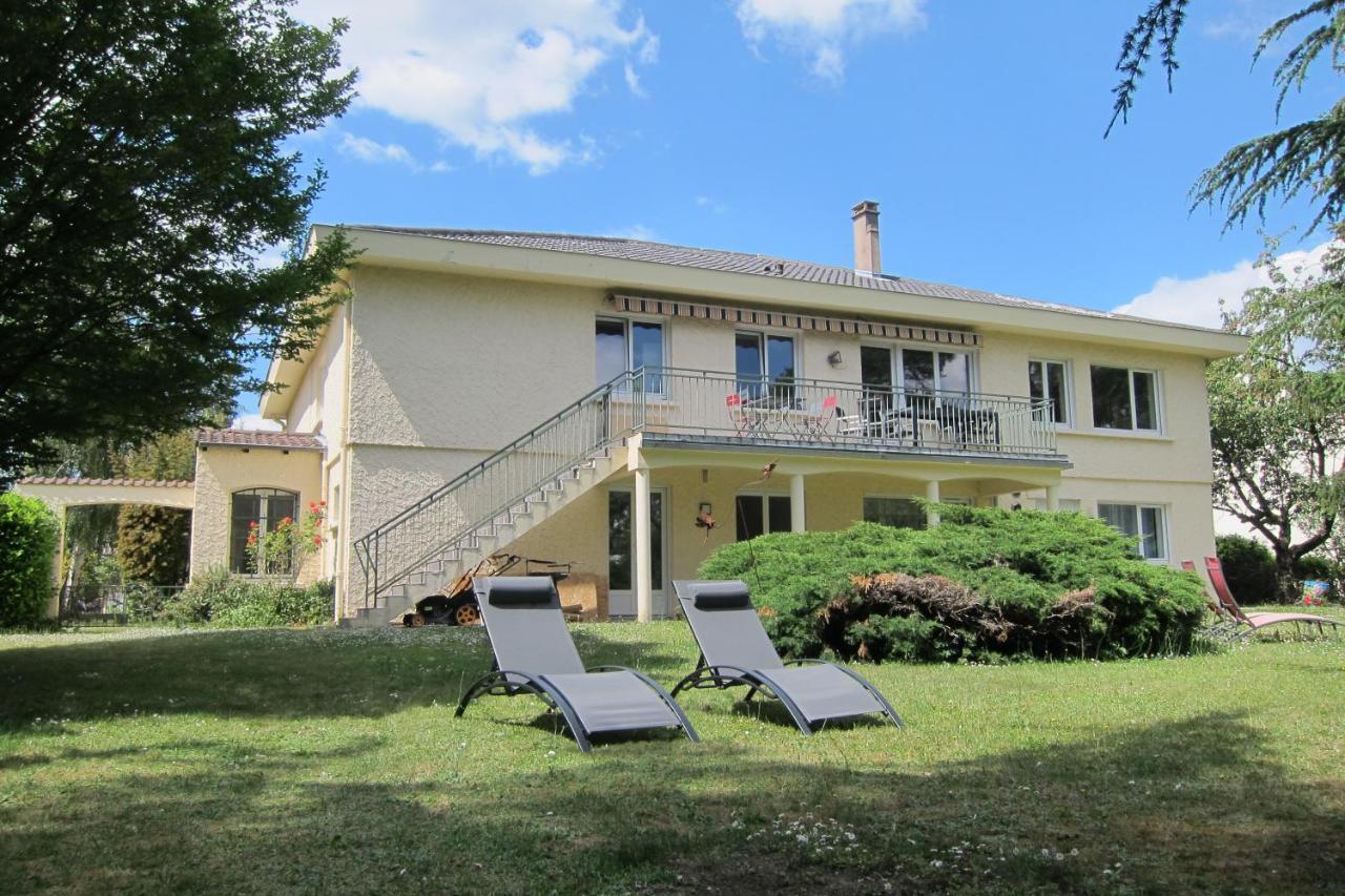 La Belle Jaune- Bed And Breakfast Moulins-les-Metz Bagian luar foto